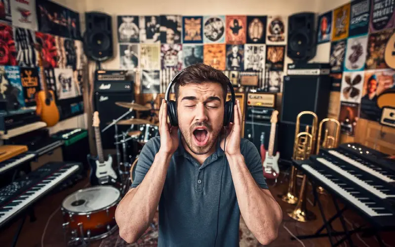 Après 30 jours de musique binaurale, sa vie a complètement changé !